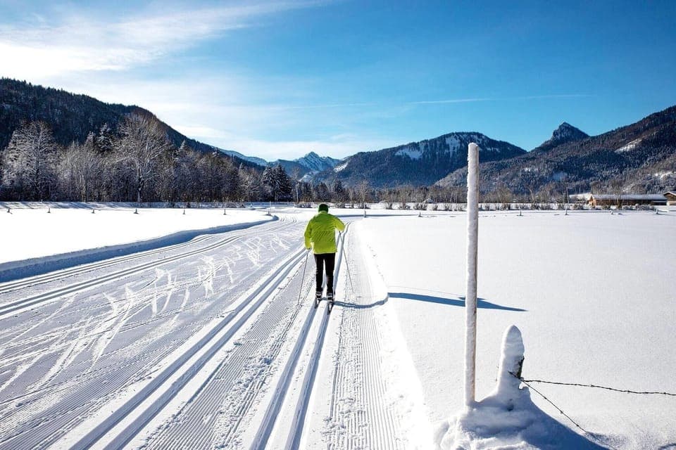 Surroundings [winter] (1-5 km)