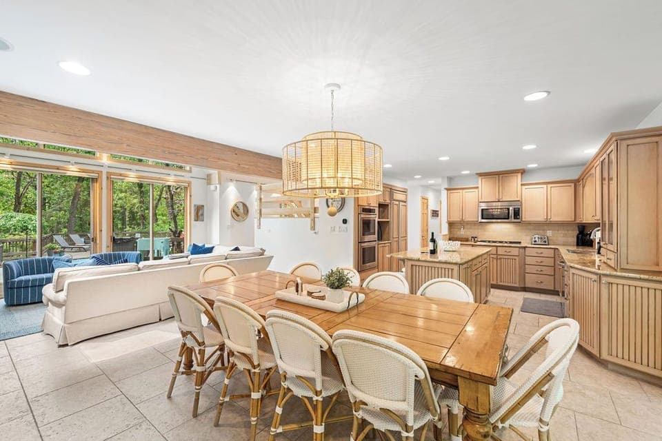 Open, airy, and made for unforgettable meals and moments.