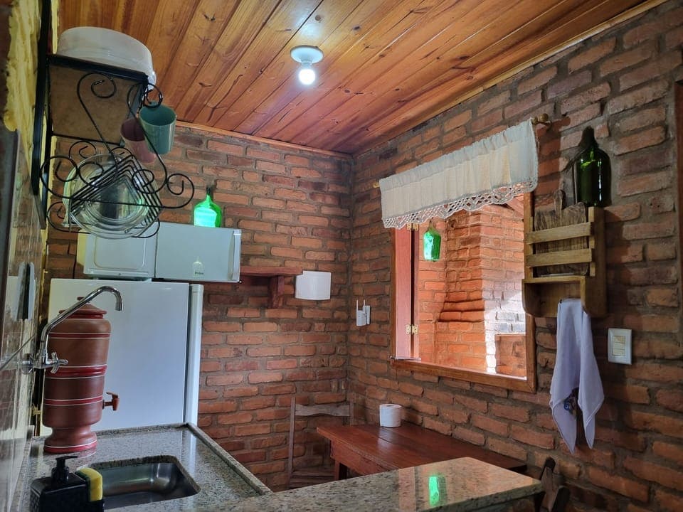 Superior Double Room, Lanai, Hill View | Individually decorated, laptop workspace, free WiFi, bed sheets