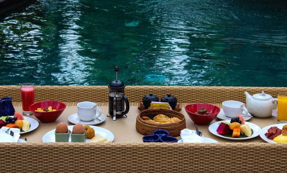 Villa Pool Garden View with Free Floating Breakfast | Minibar, in-room safe, desk, blackout drapes