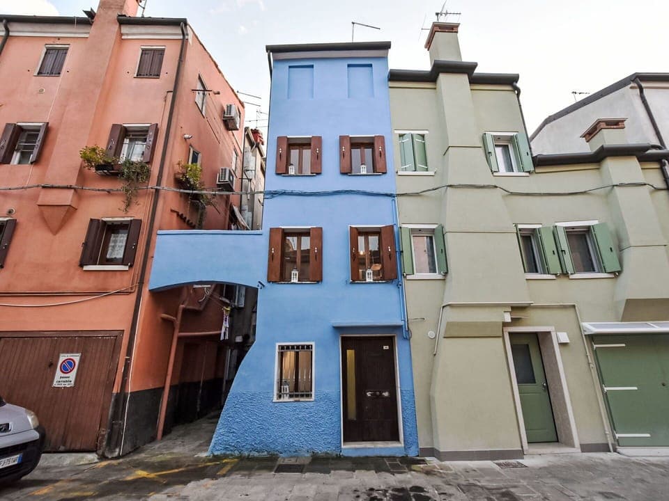 Blue, Wall, Window, Facade, Neighbourhood, Architecture, Door, Home, Apartment, Balcony