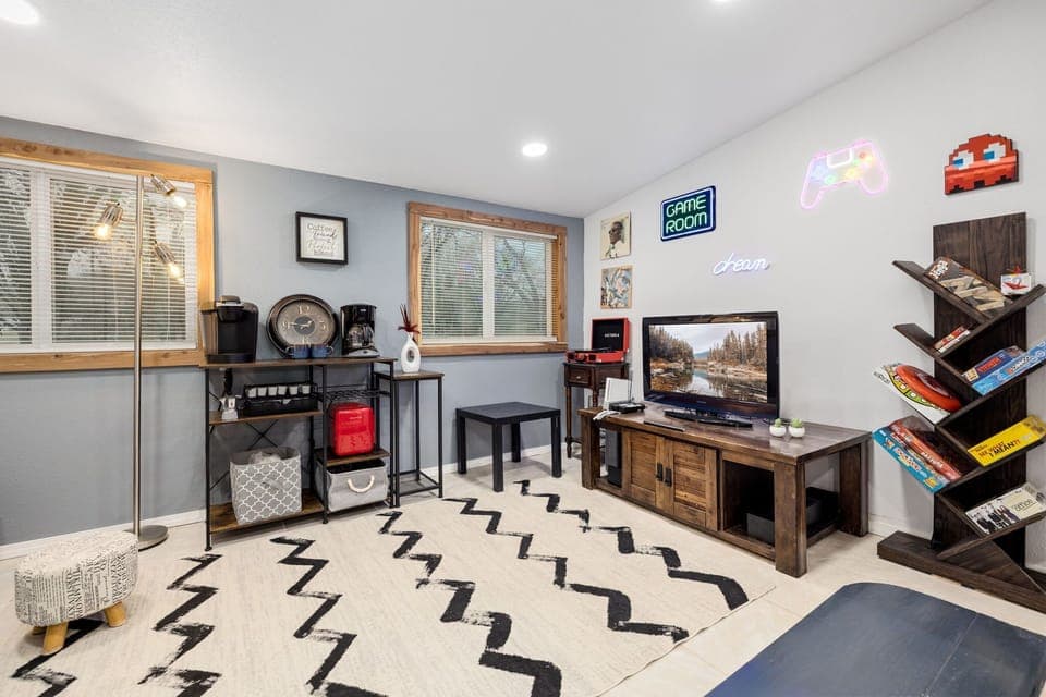  Take advantage of the game room featuring a Wii and plenty of board games!