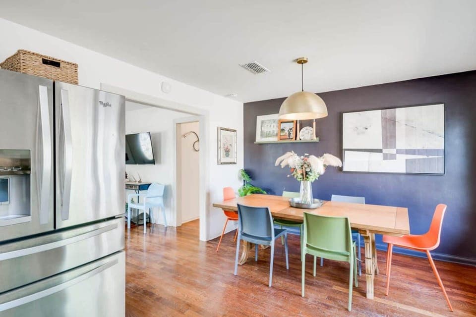 House | 5 bedrooms, Internet