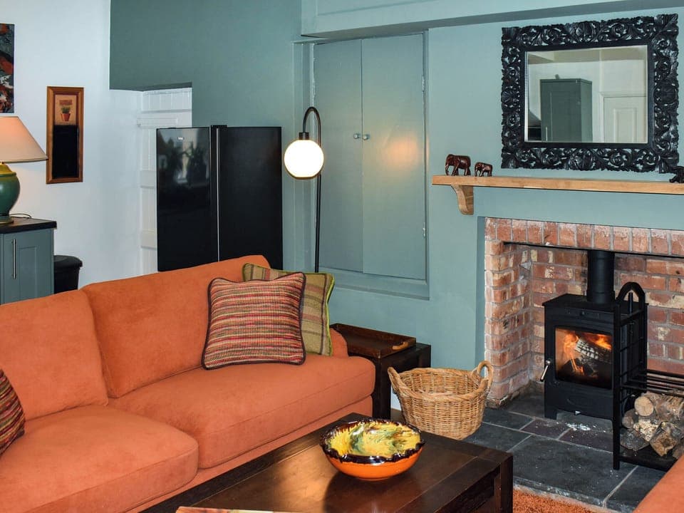 Open plan living space | Ddwylig Isaf Farmhouse - Dwylig Isa, Rhyl and Prestatyn