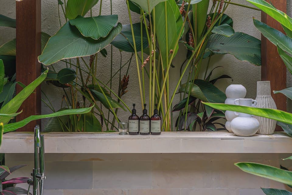 Luxury Villa, Pool View | Bathroom | Free toiletries, hair dryer, towels