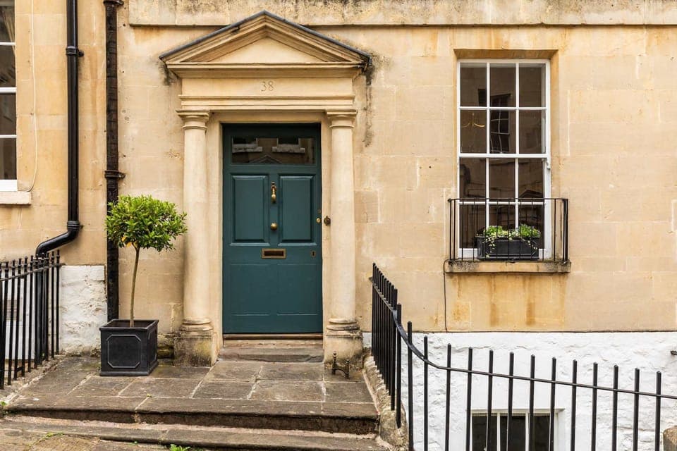 House | 5 bedrooms, Internet