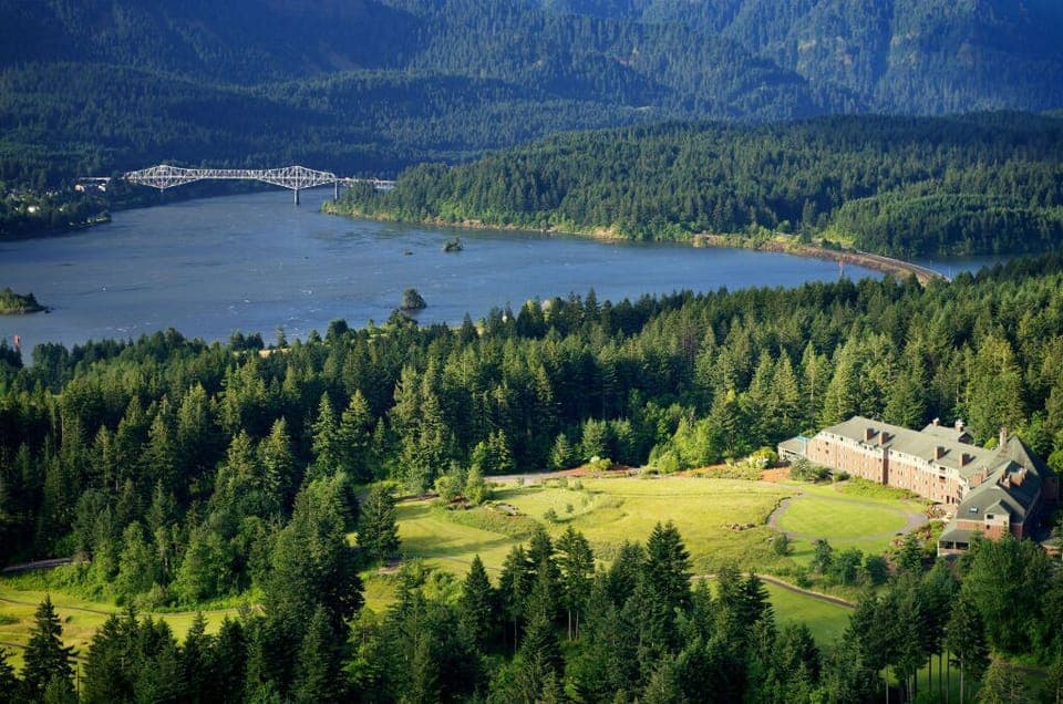 Overlooking the Columbia River, Skamania Lodge provides an idyllic setting for relaxation and adventure.