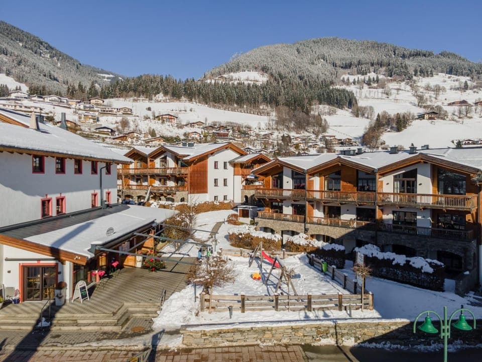 Holiday Home Exterior [winter]