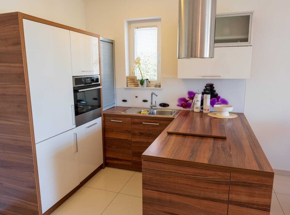 House (Charming Three Bedroom House Turanj) | Private kitchen | Fridge