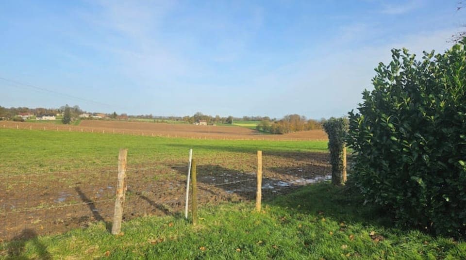 La Loge Mantilly views for as far as the eyes can see