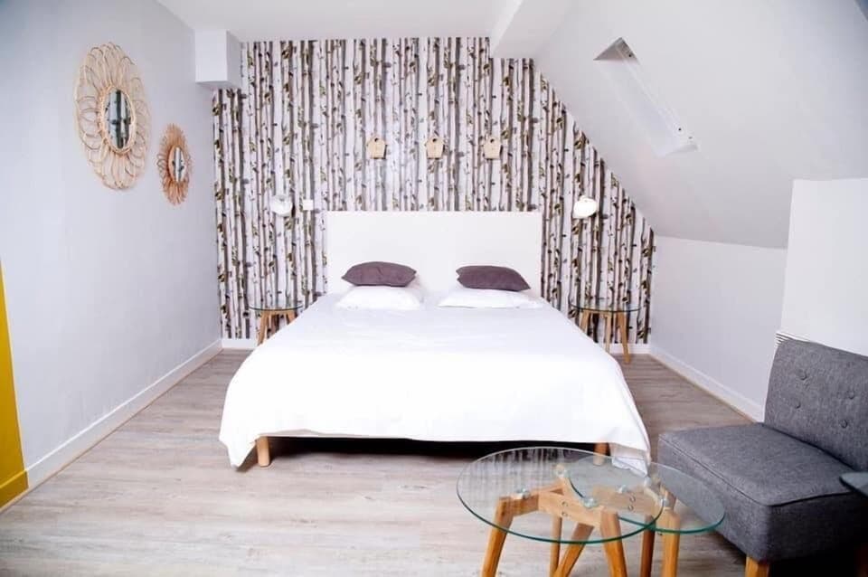 Classic Double Room, 1 Double Bed | Soundproofing, iron/ironing board, free WiFi