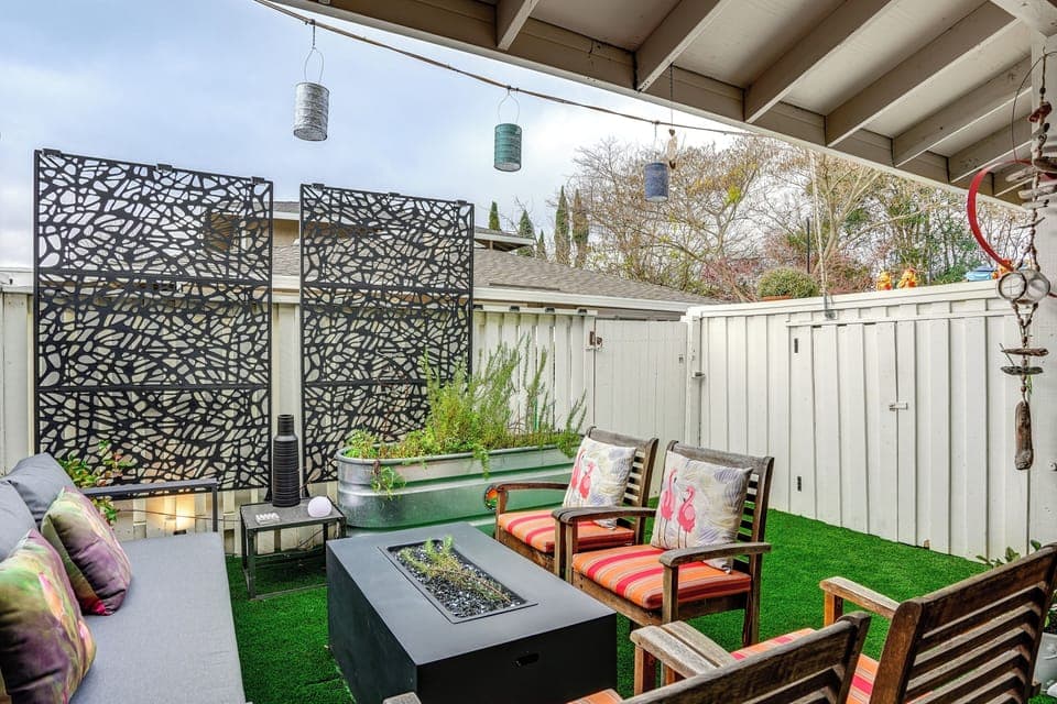 Napa Vacation Rental | 2BR | 1.5BA | 1,056 Sq Ft | Small Step for Entry