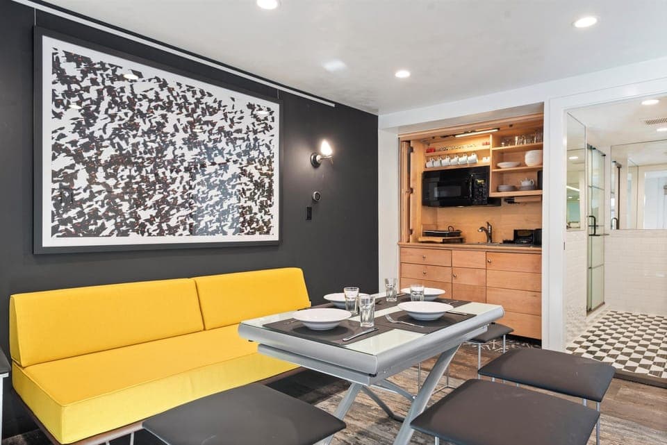 Studio | Dining