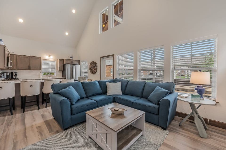 Come stay at this beautifully furnished bungalow in Dover 