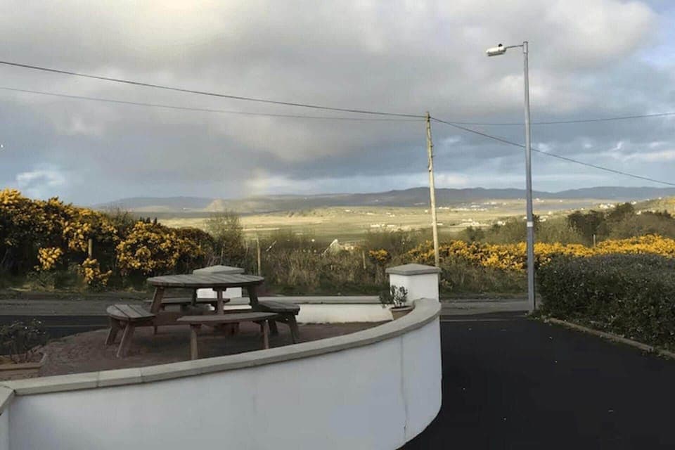 House | Outdoor dining