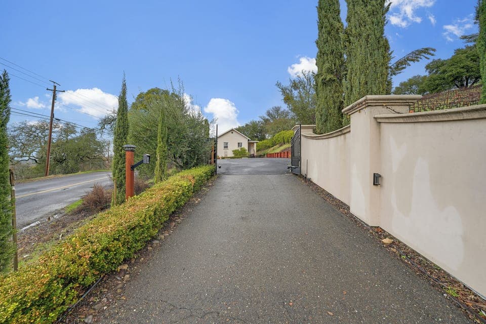 View of the driveway