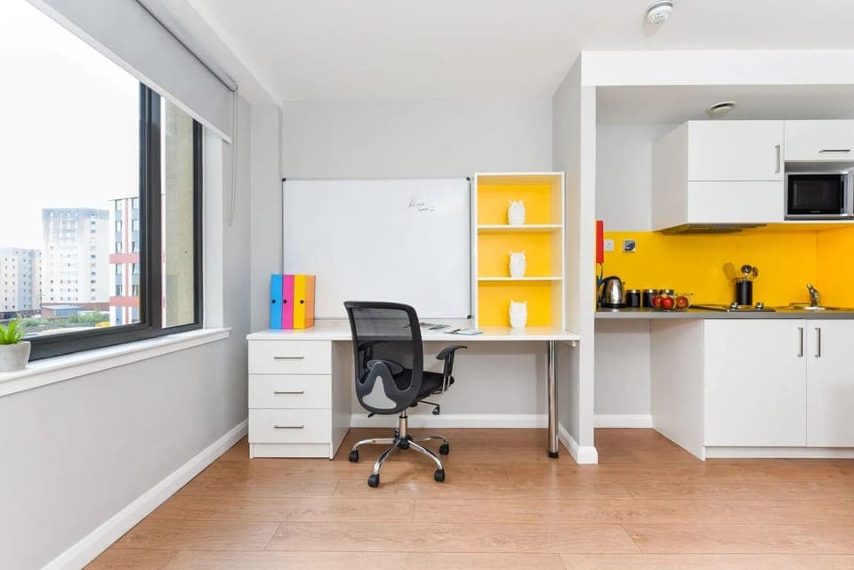 Studio, 1 Double Bed, Non Smoking | Free WiFi