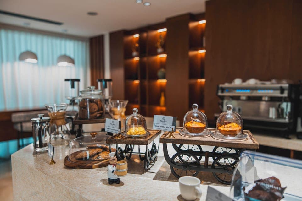 Daily continental breakfast (AED 60 per person)