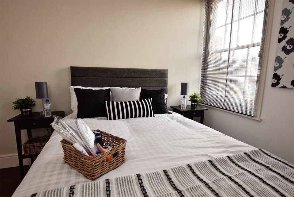 Premier House, 2 Bedrooms, 2 Bathrooms, City View | 2 bedrooms, blackout drapes, iron/ironing board, free WiFi