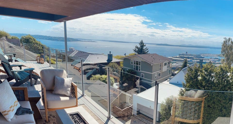 Huge deck with massive 180 degree views!  The pictures don't do it justice.