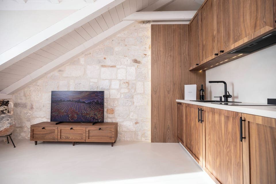 Deluxe Double Room | Premium bedding, down comforters, memory foam beds, in-room safe