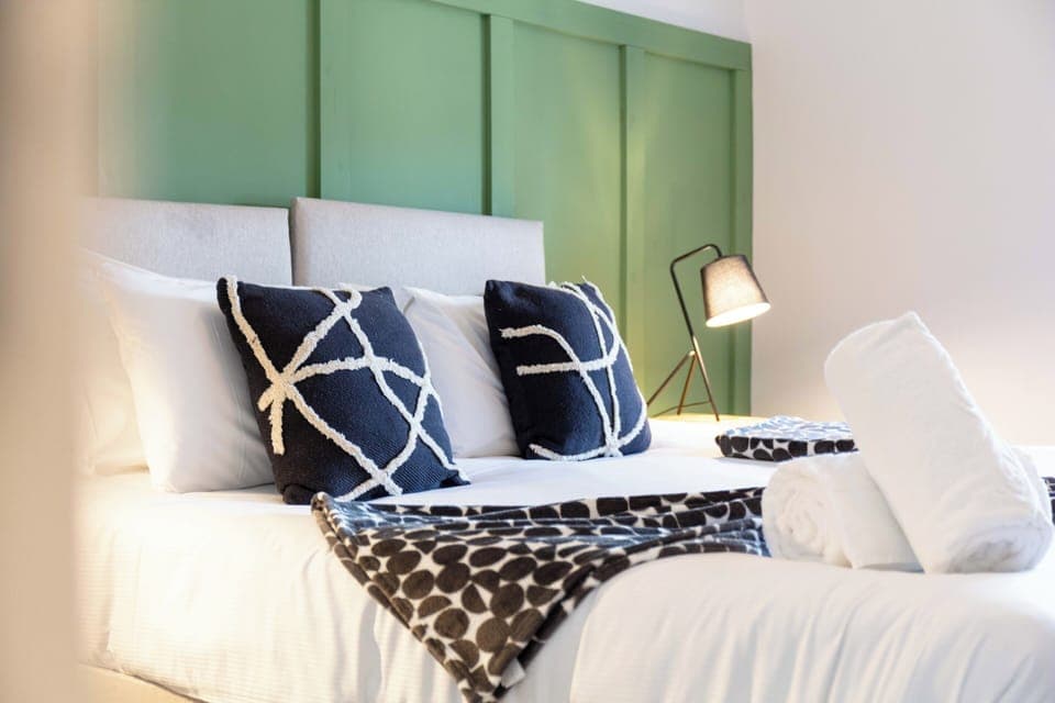 2 bedrooms, soundproofing, iron/ironing board, free WiFi