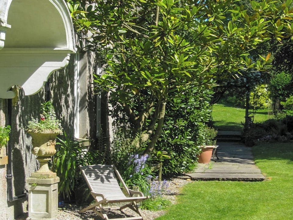 Garden | Brewhouse - Glynhir Estate, Llandybie