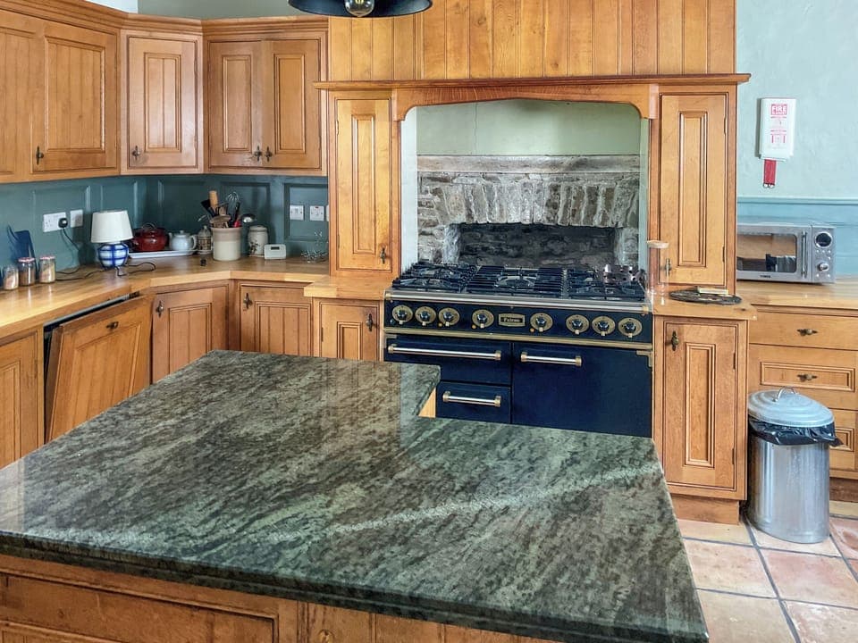 Kitchen | Bailiffs House - Glynhir Estate, Llandybie