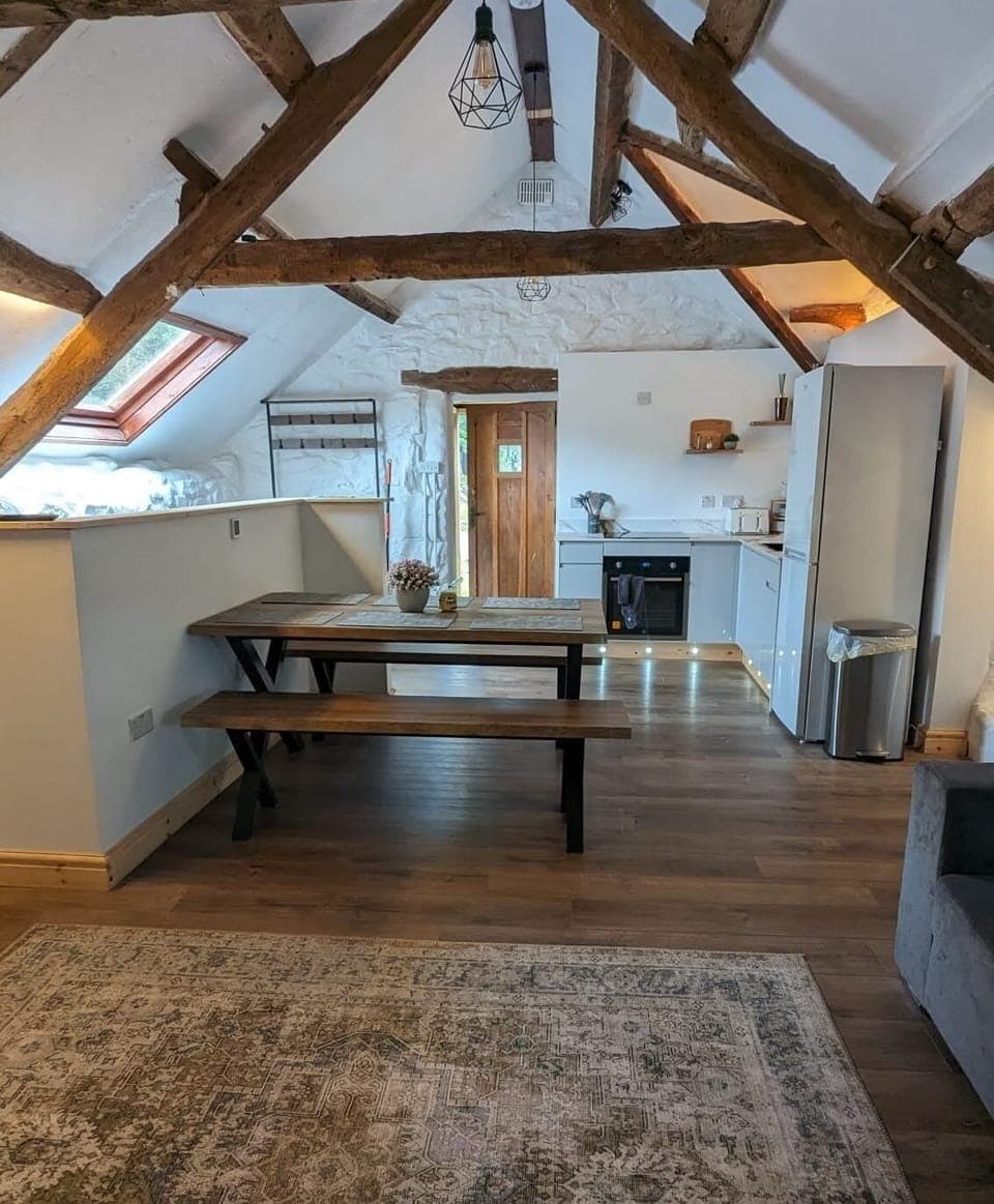 Deluxe Cottage, Non Smoking, Kitchenette | Living area | LED TV