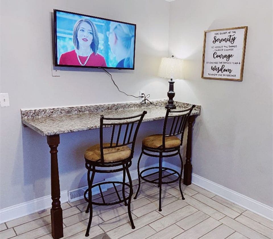 Eating Bar in Kitchen