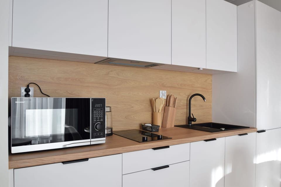 Studio Suite | Private kitchenette | Electric kettle