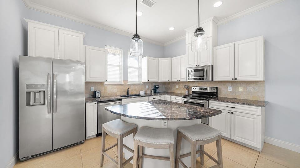 1st Floor Kitchen w/ Island