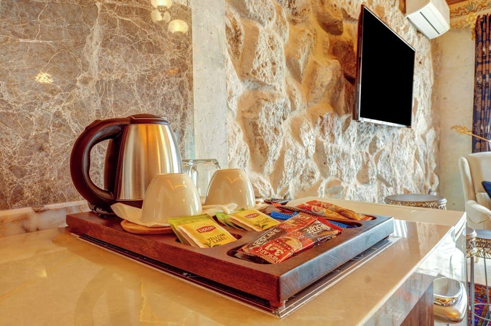 Standard Suite, Valley View | Room amenity