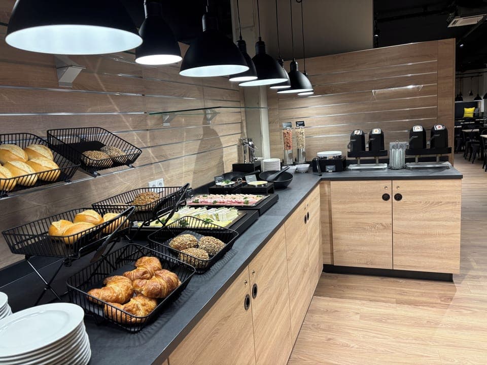 Daily self-serve breakfast (EUR 8.90 per person)