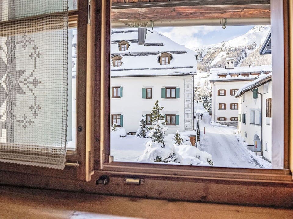 Winter, Daylighting, Balcony, Window Treatment, Freezing, Snow