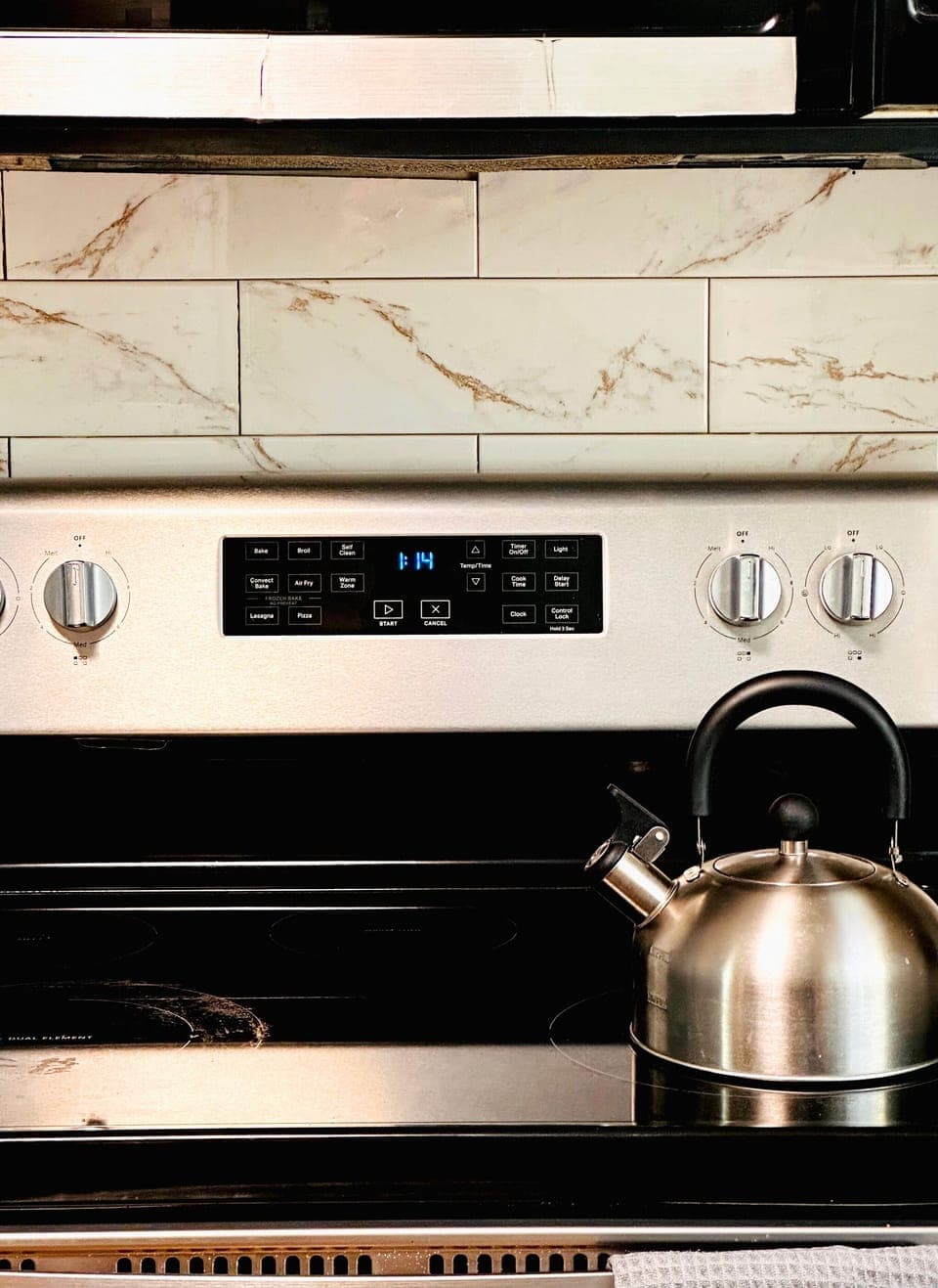 Stove, water kettle