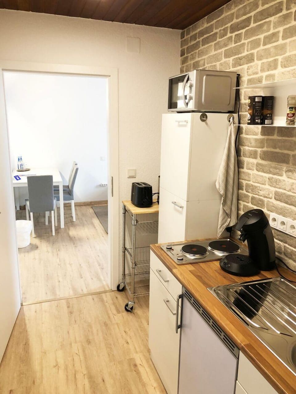 Comfort Suite, Private Bathroom | 1 bedroom, in-room safe, free cribs/infant beds, free WiFi