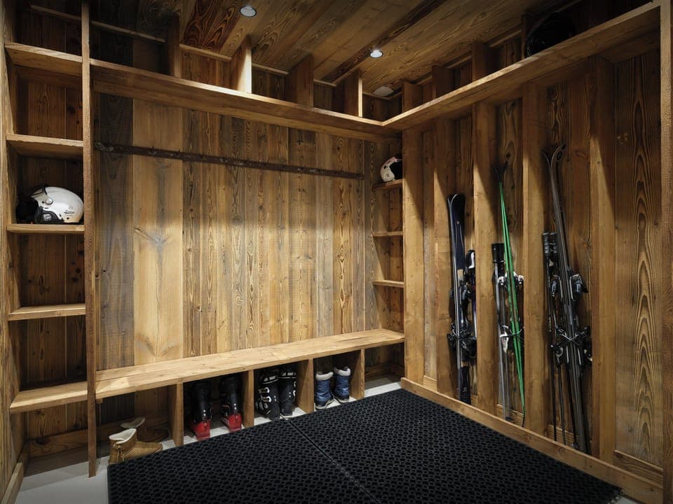 Ski room
