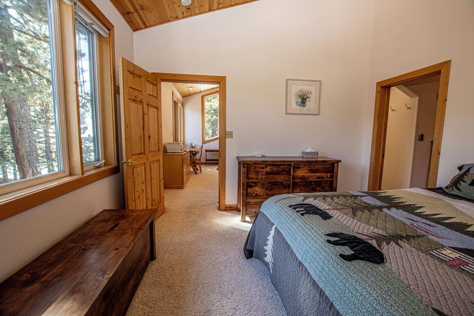 KT 22 VIEW - Bedroom 3 and Office