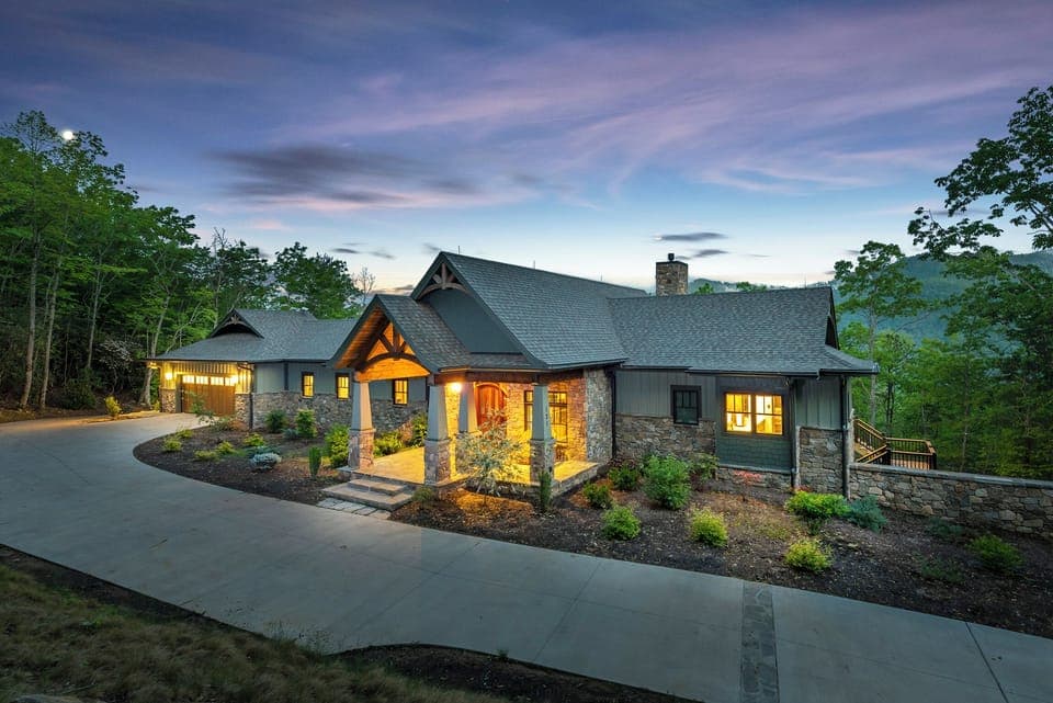 Welcome to Here Comes the Sunset!