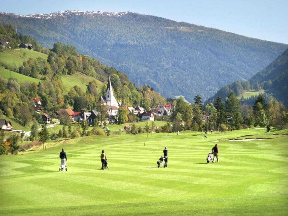 Surroundings [summer] (1-5 km)