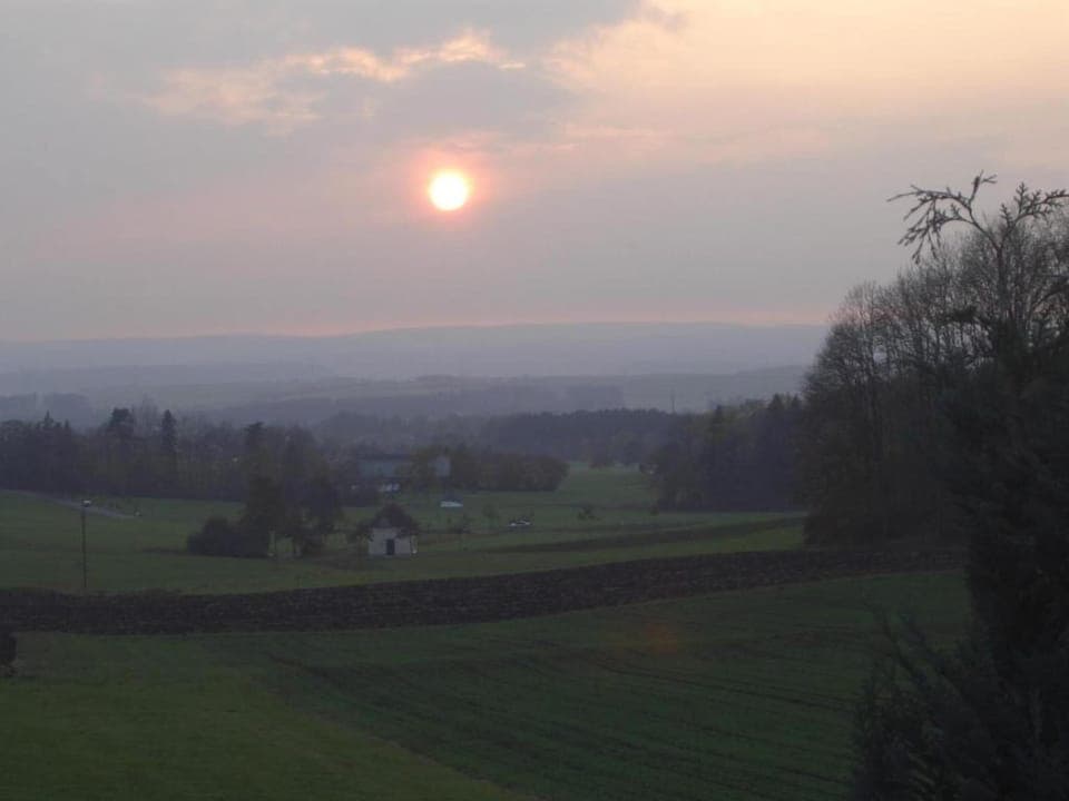 Region [summer] (>5 km)