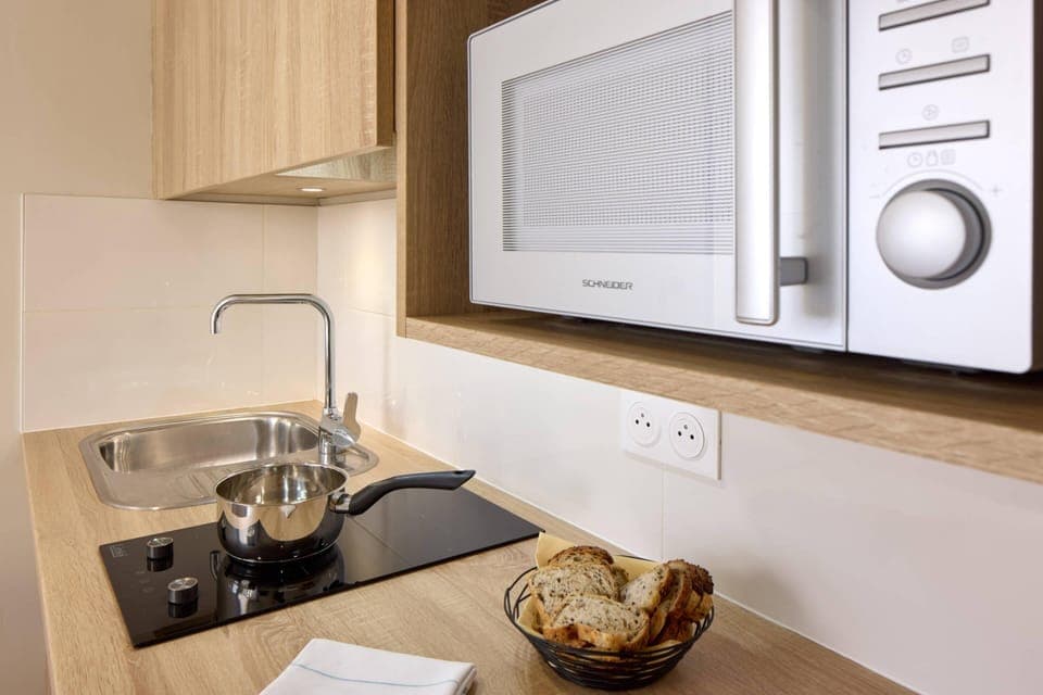 One-bedroom apartment | Free WiFi, bed sheets, wheelchair access