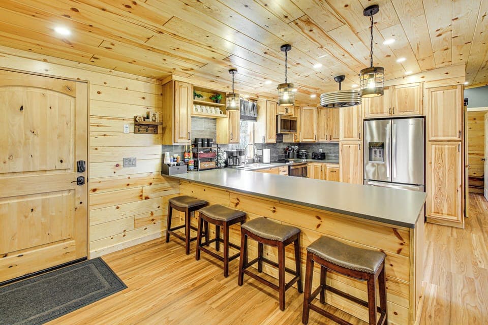 House (3 Bedrooms) | Interior