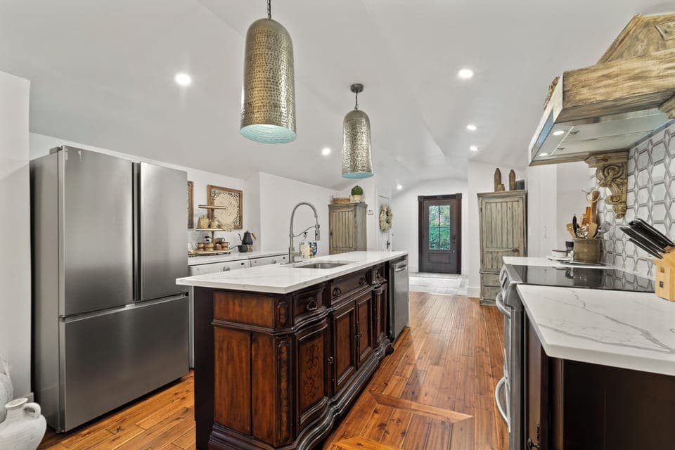 Fully equipped kitchen