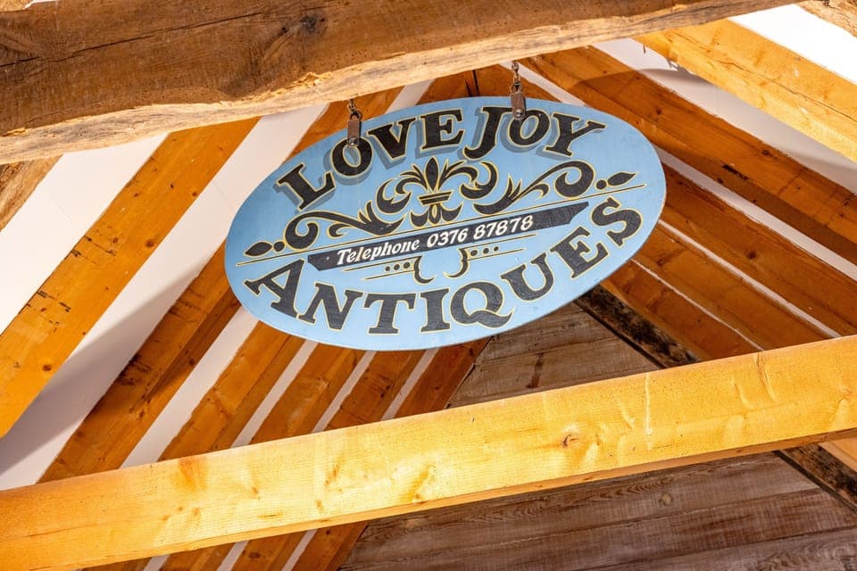 Welcome to Belchamp Hayloft, Belchamp Water