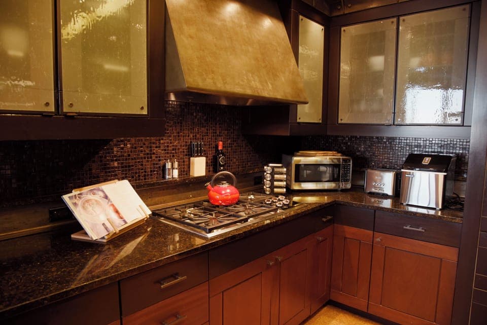 Five burner gas range / double ovens