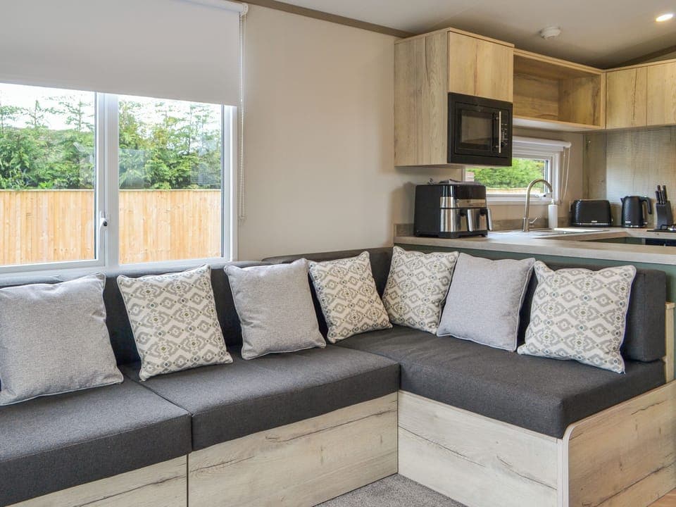 Living area | Pine Meadows Retreat - Harwood Properties, Wilberfoss