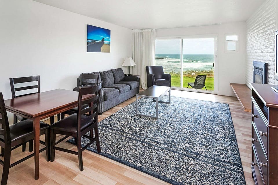 Suite, 2 Queen Beds, Non Smoking | Iron/ironing board, free WiFi, bed sheets, alarm clocks