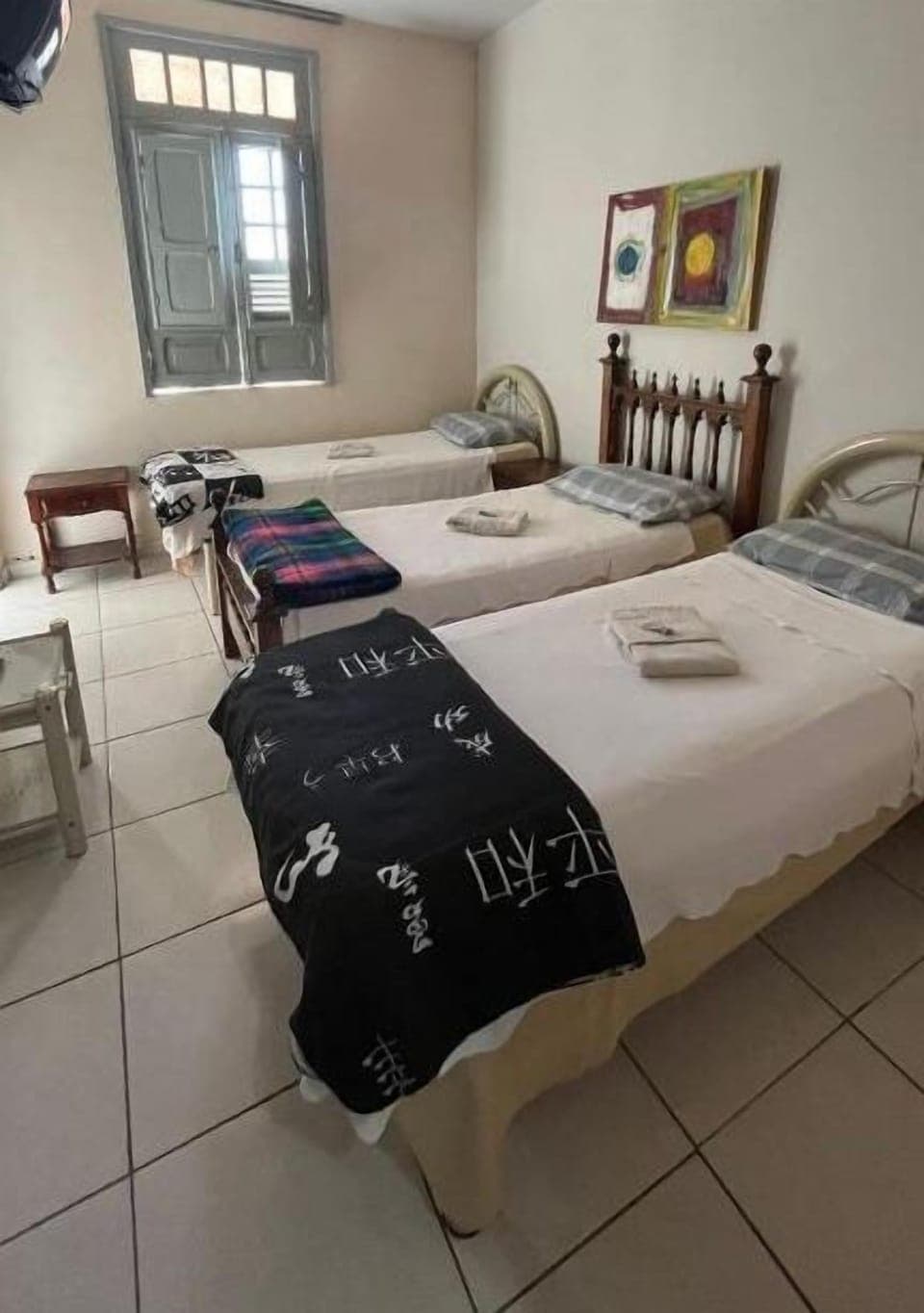 Basic Triple Room | Free WiFi, bed sheets